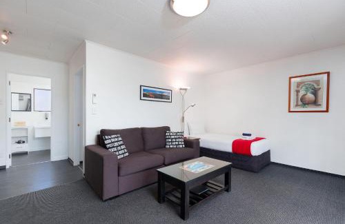 Nelson Hotel | Kings Gate Motel