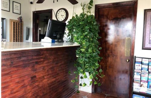 Mexia Hotel | Kings Inn Mexia