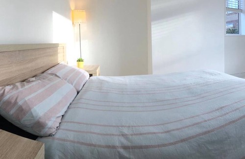 King's Lynn House | Kings Lynn Double Bedroom 1 New Renovated Bathroom