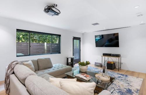 Hollywood Hills West House | Kings Road West Hollywood Luxury Pool Views Firepit Modern Design
