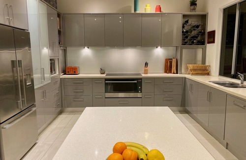 Terranora House | ☀️ Kingscliff Ocean Views, Luxury 5 bedroom Family home