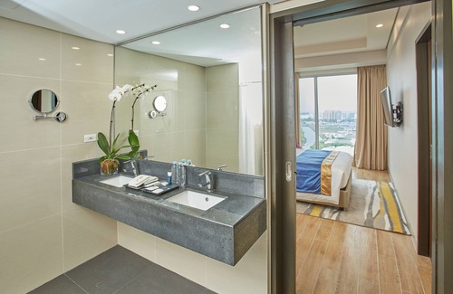 Tambo Hotel | Kingsford Hotel Manila Bay