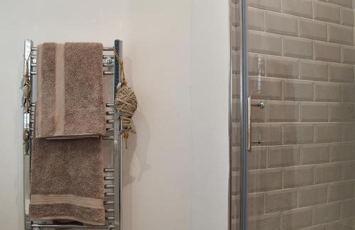 Darenth House | Kingsley Cottage