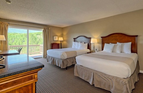 Clayton Hotel | Kingwood Resort