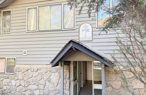 Thredbo Apartment | Kirkwood 4A country style studio.