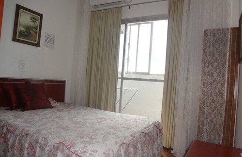 Pitangueiras Apartment | kitnet with air conditioning in Pitangueiras.