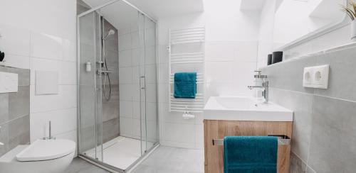 Edelsberg Apartment | Kleeoase - Modernes Apartment - Infrarotsauna - Terrasse - Garten