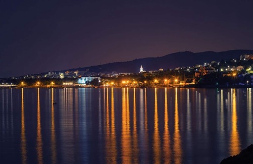 Klenovica Resort | Klenovica Shelbox House