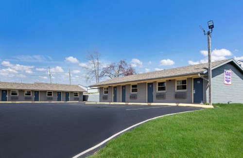 Salem Hotel | Knights Inn and Suites Salem