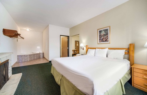 New Florence Hotel | Knights Inn New Florence