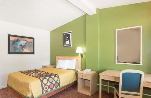 Statesboro Hotel | Knights Inn Statesboro