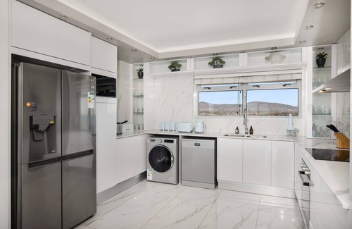 Century City Apartment | Knightsbridge E906