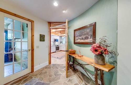 Clarkesville House | Knot Done | Lake Burton Luxury Escape