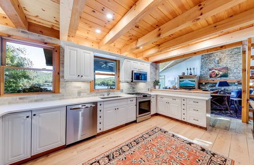 Clarkesville House | Knot Done | Lake Burton Luxury Escape