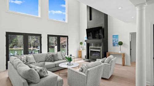 Lake Norman of Catawba House | Knotty Pines by AvantStay Lake Views Renovated