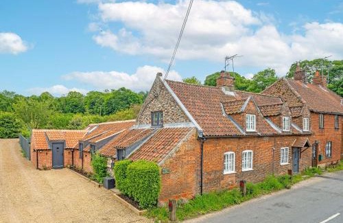 North Creake House | Knyvetts - Uk49665