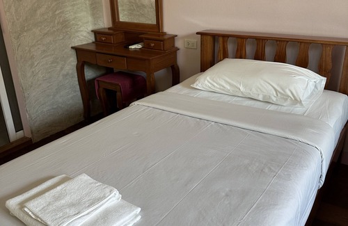 Takat Ngao Hotel | Ko Nokyai Resort