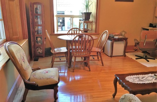 Stratford Bed & Breakfast | Koch Haus Bed and Breakfast