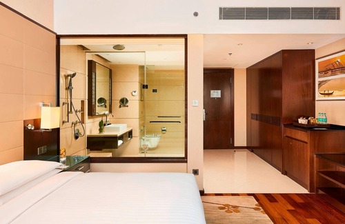 Edapalli Hotel | Kochi Marriott Hotel