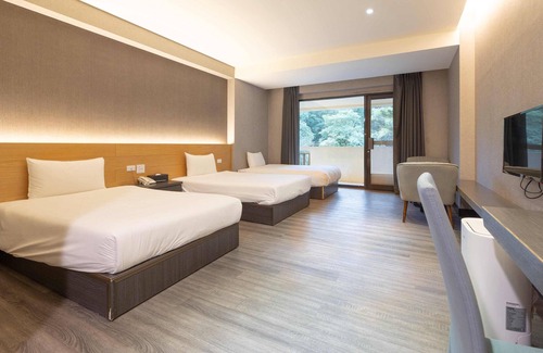 Shoufeng Hotel | Koi Lake Hotel