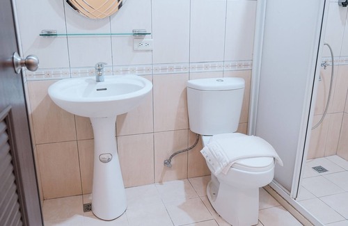 Shoufeng Hotel | Koi Lake Hotel