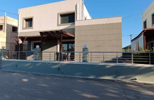 Mastichochoria House | Komi Luxury Maisonette