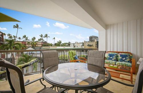 Historic Kailua Village House | Kona Plaza 210