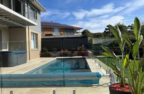Mollymook Beach House | Kookaburra Heights