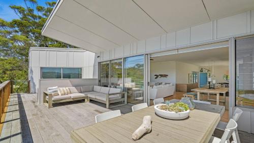 Macmasters Beach House | Kookaburra Retreat at Macmasters Beach