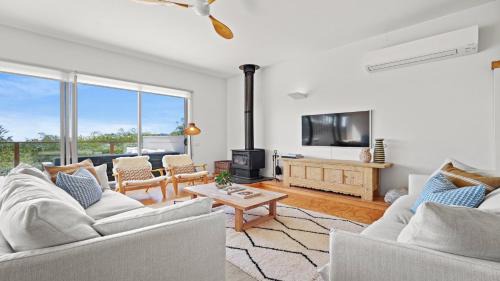 Macmasters Beach House | Kookaburra Retreat at Macmasters Beach