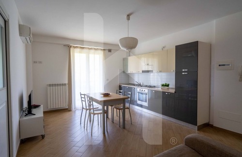 Pineto Apartment | Koraggioso - Three-room apartment on the second floor, on two levels