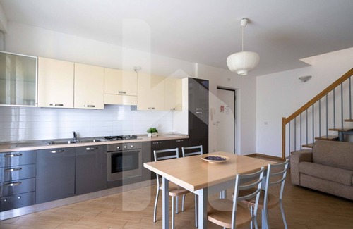 Pineto Apartment | Koraggioso - Three-room apartment on the second floor, on two levels