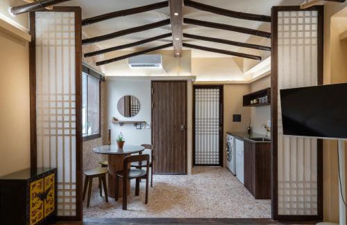 Haeundae Apartment | Korea's beauty in haeundae with Hinoki wooden bath