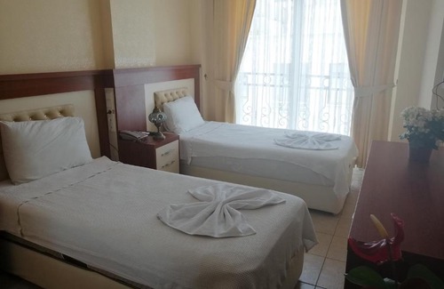 Artikli Hotel | Korykos Hotel