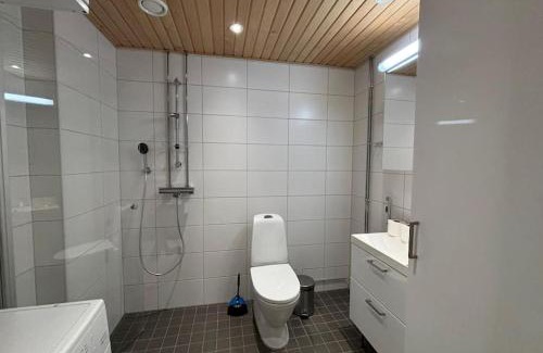 Tikkurila Apartment | Kotimaailma Helsinki - Tilava kolmio Tikkurilassa