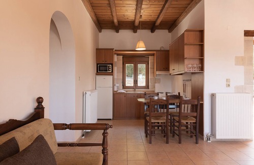 Mylopotamos Villa | Koules Estate-Iris, with Pool & BBQ, an Agricultural barn for Nature lovers