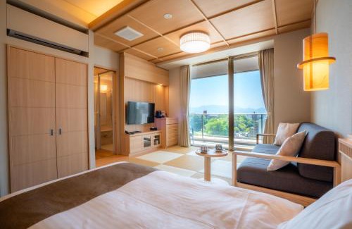 Dogo Hot Spring Hotel | Kowakuen Haruka