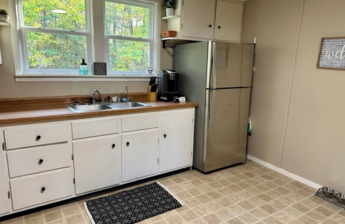 Brazil House | Kozy Kove - peaceful 2bedroom house in charming Brazil with AC, WiFi