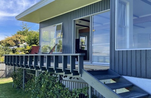 Kawaha Point House | KP LAKE BACH