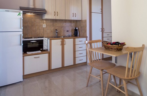 Katavolos House | Krouzeri Beach Apartments