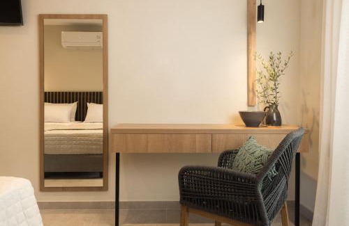 Psarou Apartment | krystalia's luxury studio1