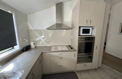 Huapai House | KTC Spacious 4BR Family Retreat