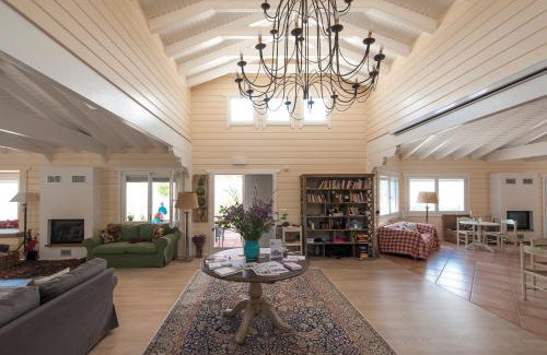 Xylokastro-Evrostina House | Ktima Noosfera Wellness & Retreat Center