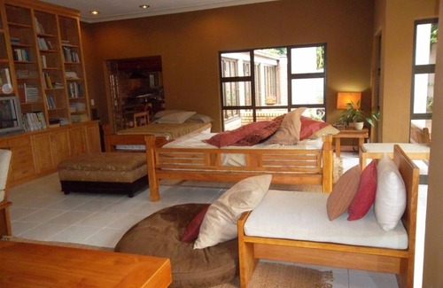 White River Bed & Breakfast | Ku De Ta B&B