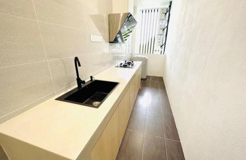Kampung Stampin Apartment | Kuching BDC Saradise Rex Apartment