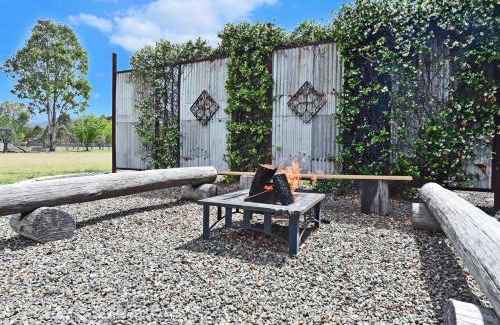 Broke House | Kulang Retreat in charming Broke with Large Swim Spa and games room suits up to 14 guests