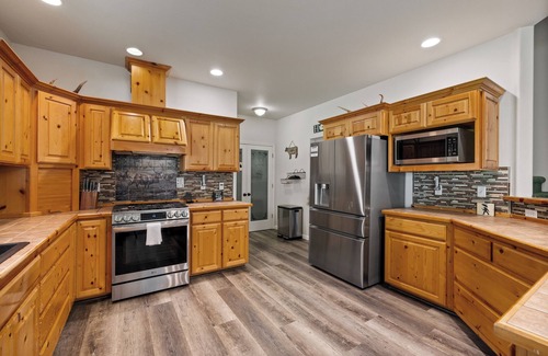 Ashford House | Kuma Tako's Secluded Mt. Rainer Retreat