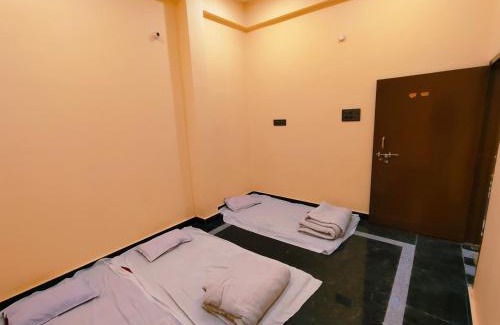 Allahabad Apartment | Kumbh Stay