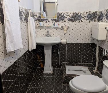 Balakot Hotel | Kunhar Sarai Hotel Balakot with 2 MASTER BEDS in ONE ROOM