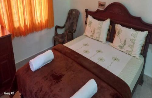 Kaimane Cabin | Kuruva Castle Cottages - Experience Nature & Wildlife